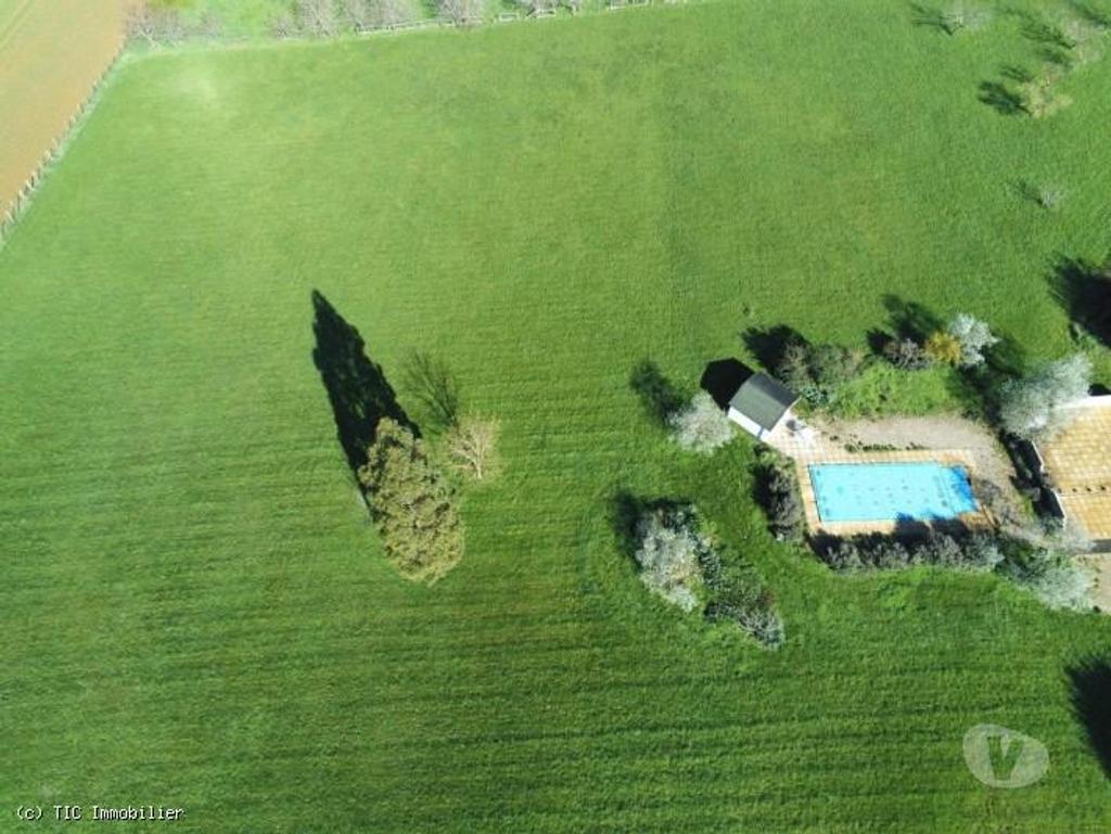 Vente Maison Charente Cellefrouin - 16260 - Photos Vivastreet Maison 4 Chambres, Dépendances, Grand Terrain et Piscine