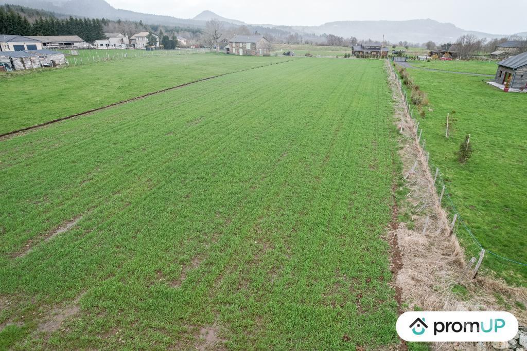 Terrain à vendre Haute-Loire Araules - 43200 - Photos Vivastreet (V6598) Terrain constructible de 8830 m2 à ARAULES