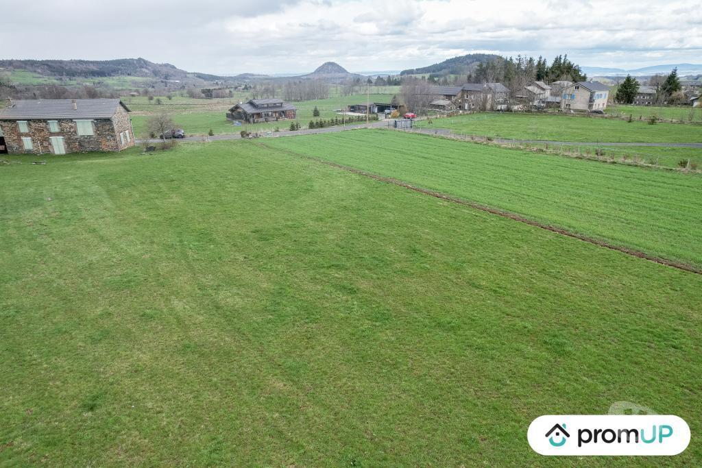 Terrain à vendre Haute-Loire Araules - 43200 - Photos Vivastreet (V6598) Terrain constructible de 8830 m2 à ARAULES