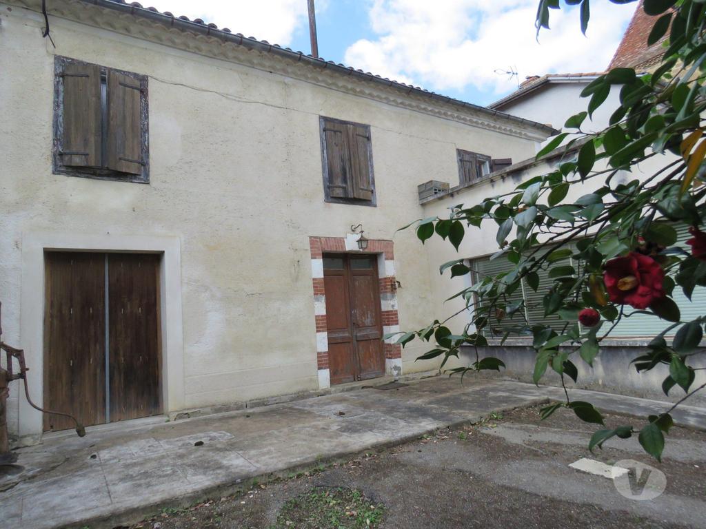 Vente Maison Gers Mont d'Astarac - 32140 - Photos Vivastreet MAISON DE VILLAGE