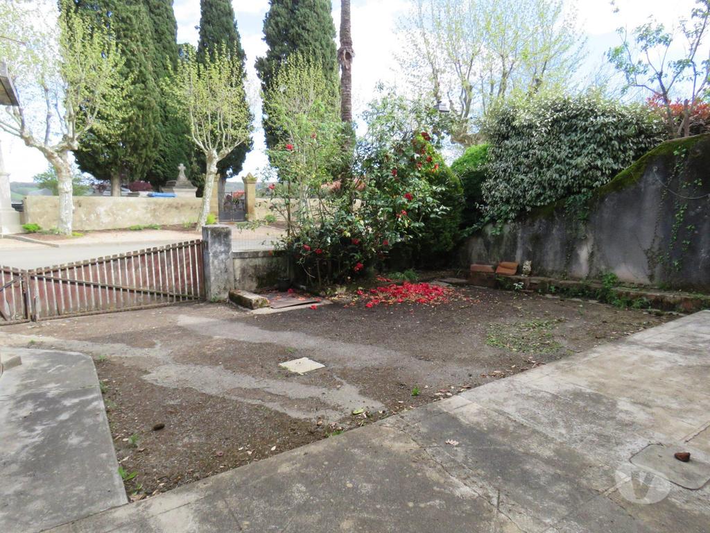 Vente Maison Gers Mont d'Astarac - 32140 - Photos Vivastreet MAISON DE VILLAGE