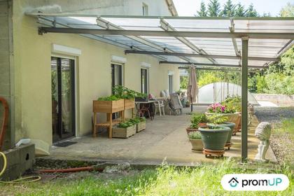 Vendre maison St Jean d'Angle Charente-Maritime - Photos Vivastreet (VM406) Belle propriété sur 12,5ha de terres