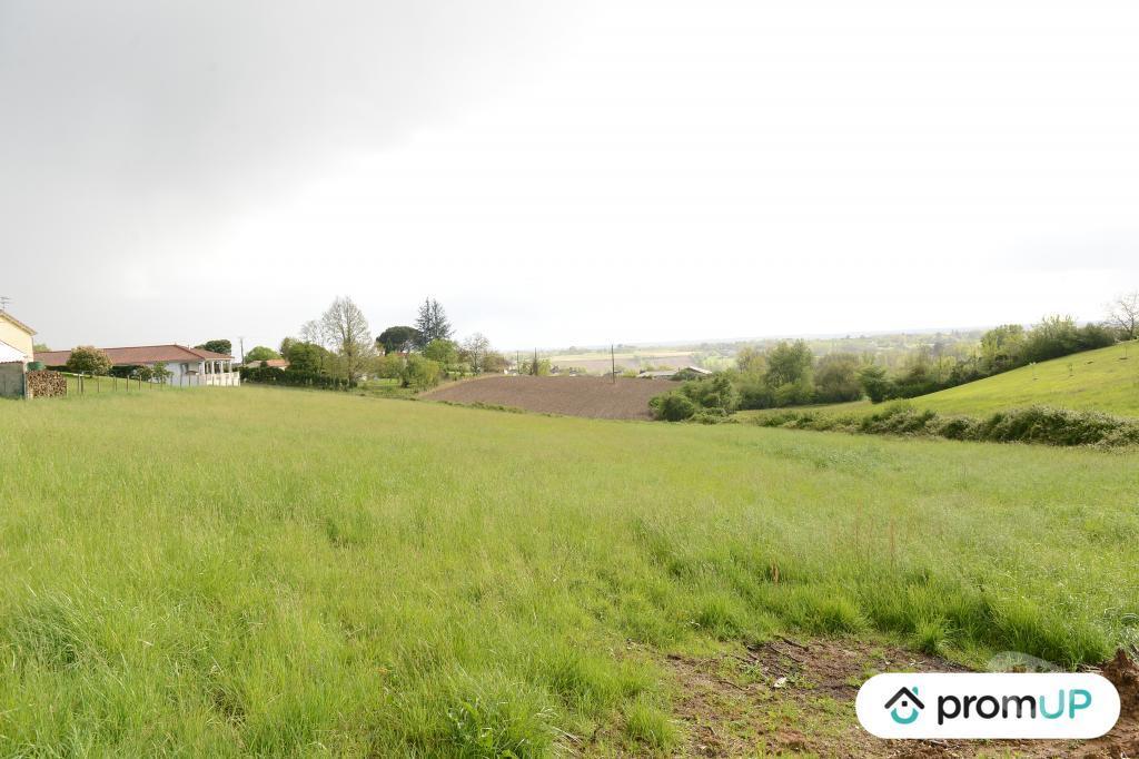 Terrain à vendre Lot-et-Garonne Castelnau sur Gupie - 47180 - Photos Vivastreet (V6612) Terrain constructible de 1000 m2 à CASTELNAU-SUR-GUPIE