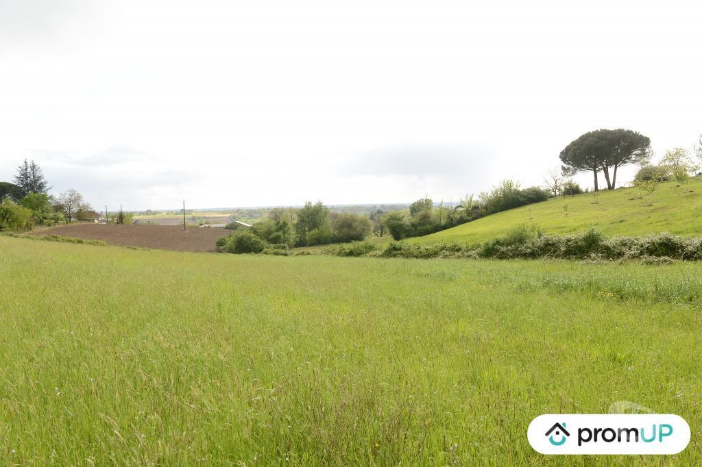 Terrain à vendre Lot-et-Garonne Castelnau sur Gupie - 47180 - Photos Vivastreet (V6612) Terrain constructible de 1000 m2 à CASTELNAU-SUR-GUPIE