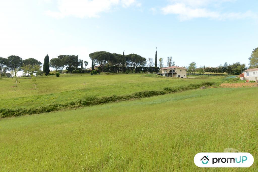 Terrain à vendre Lot-et-Garonne Castelnau sur Gupie - 47180 - Photos Vivastreet (V6612) Terrain constructible de 1000 m2 à CASTELNAU-SUR-GUPIE