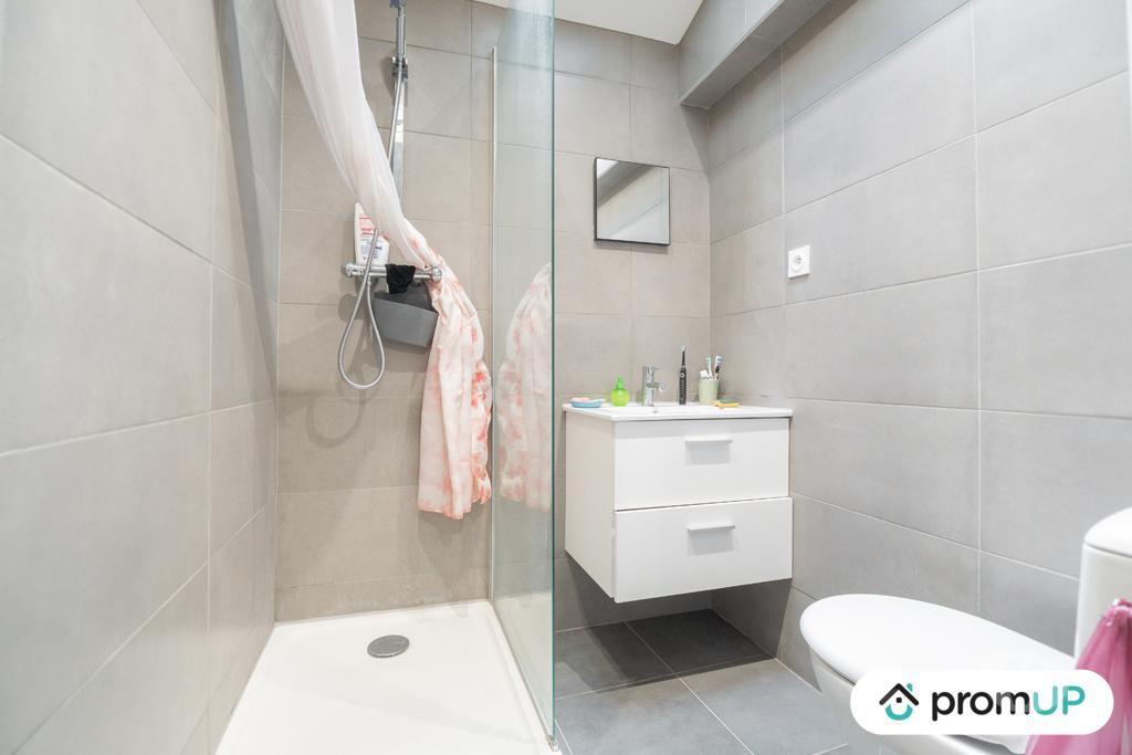 Appartements à vendre Loire St Etienne - Photos Vivastreet (VA408) Appartement 55 m2 à Saint-Étienne