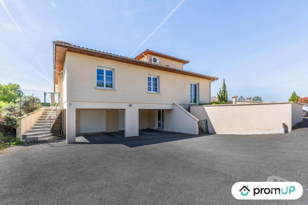 Vente Maison Charente Orival - 16210 - Photos Vivastreet (V6628) Maison contemporaine de 260m2 à Orival