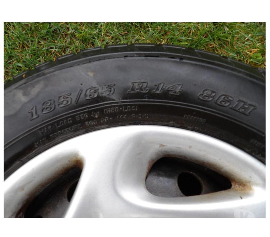 Pièces et services auto Isère St Clair de la Tour - 38110 - Photos Vivastreet Roue de secours 185 65 R14 (Peugeot 306)