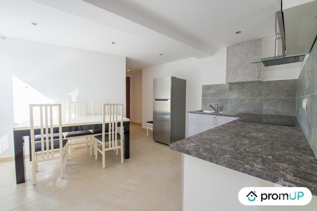Appartements à vendre Var Callian - 83440 - Photos Vivastreet (VA750) Appartement 3 pièces de 50 m² à Callian