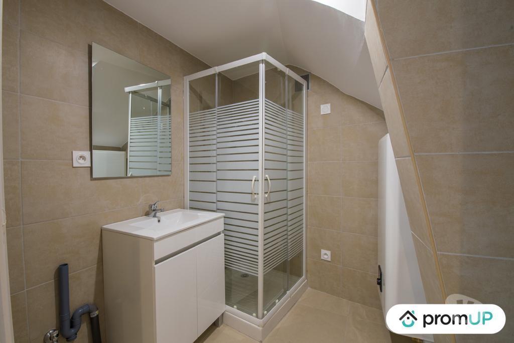 Appartements à vendre Var Callian - 83440 - Photos Vivastreet (VA750) Appartement 3 pièces de 50 m² à Callian