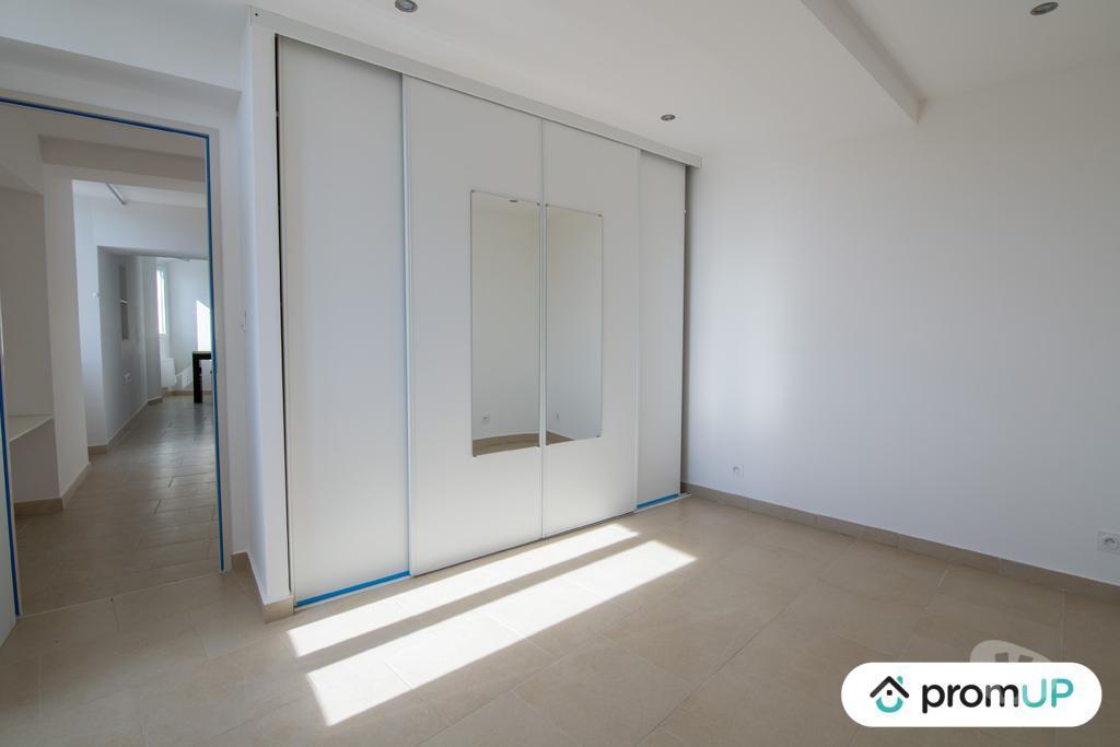 Appartements à vendre Var Callian - 83440 - Photos Vivastreet (VA750) Appartement 3 pièces de 50 m² à Callian