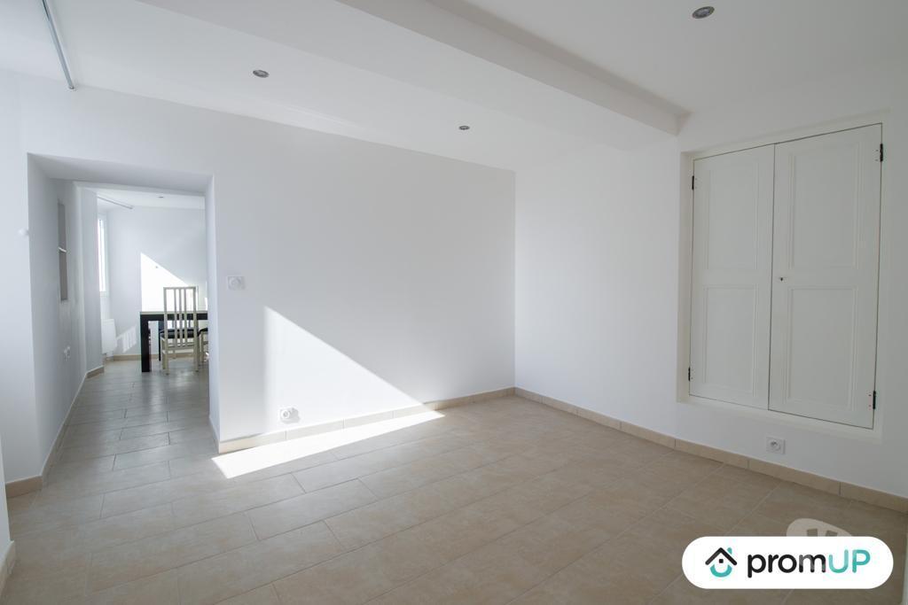 Appartements à vendre Var Callian - 83440 - Photos Vivastreet (VA750) Appartement 3 pièces de 50 m² à Callian