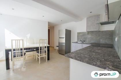 Appartements à vendre Callian Var - Photos Vivastreet (VA750) Appartement 3 pièces de 50 m² à Callian