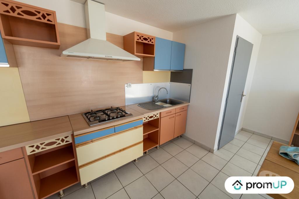 Vente Maison Puy-de-Dôme St Bonnet pres Riom - 63200 - Photos Vivastreet (V6624) Maison contemporaine de 268 m2 à SAINT-BONNET-PRÈS-RIOM