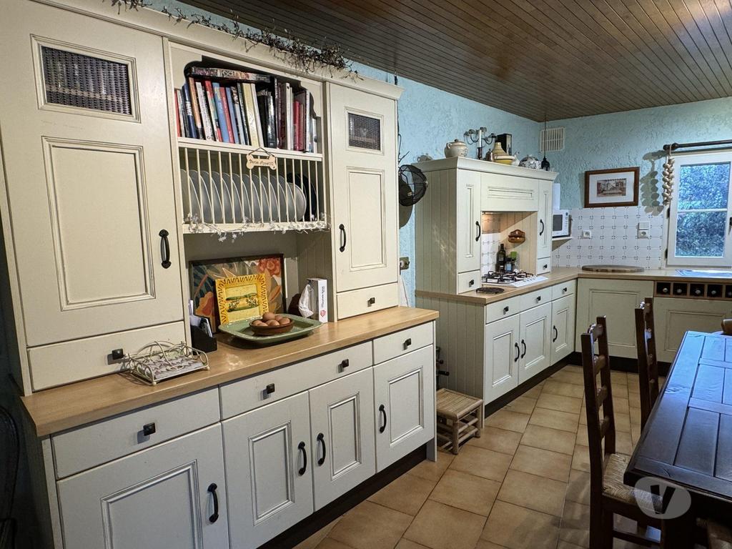Vente Maison Hautes-Pyrénées Trie sur Baise - 65220 - Photos Vivastreet Joli maison restaurée avec piscine, vues Pyrénées, proche Tri