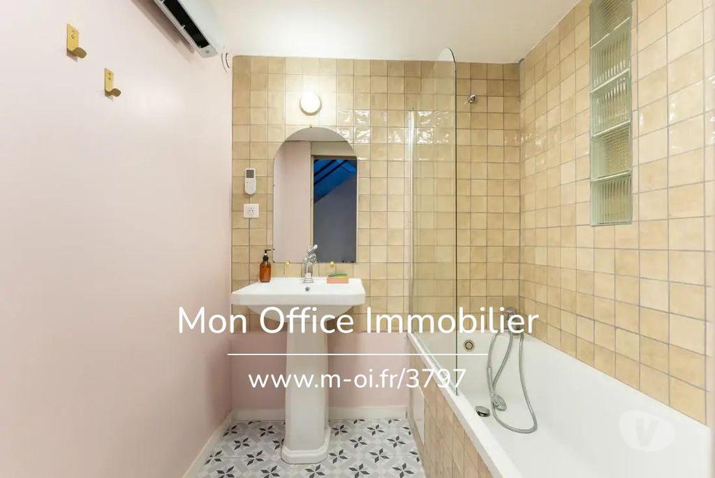 Appartements à vendre Bouches-du-Rhône Marseille - Photos Vivastreet (3797-JCA) Référence : 3797-JCA - Appartement 5 pièces