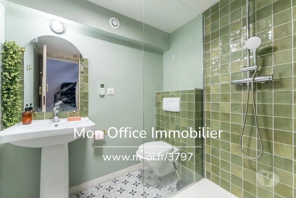 Appartements à vendre Bouches-du-Rhône Marseille - Photos Vivastreet (3797-JCA) Référence : 3797-JCA - Appartement 5 pièces