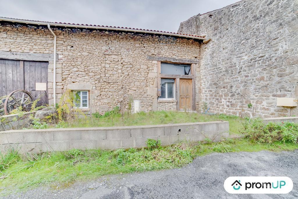 Vente Maison Haute-Vienne Chateauponsac - 87290 - Photos Vivastreet (VM940) Maison de 300 m², à finir de rénover