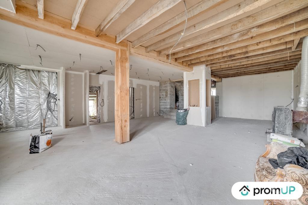 Vente Maison Haute-Vienne Chateauponsac - 87290 - Photos Vivastreet (VM940) Maison de 300 m², à finir de rénover