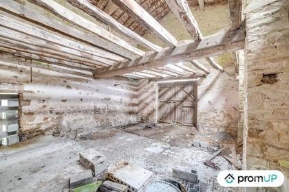Vente Maison Chateauponsac Haute-Vienne - Photos Vivastreet (VM940) Maison de 300 m², à finir de rénover