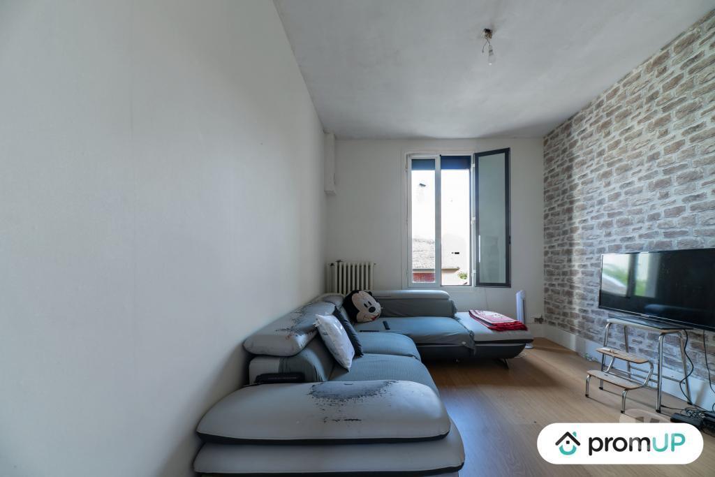 Vente Maison Allier Vichy - 03200 - Photos Vivastreet (V6236) Maison ancienne de 80 m2 à Vichy