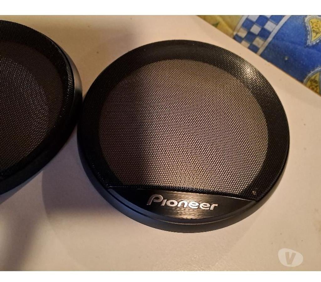 Pièces et services auto Seine-et-Marne Montceaux les Provins - 77151 - Photos Vivastreet cache enceinte