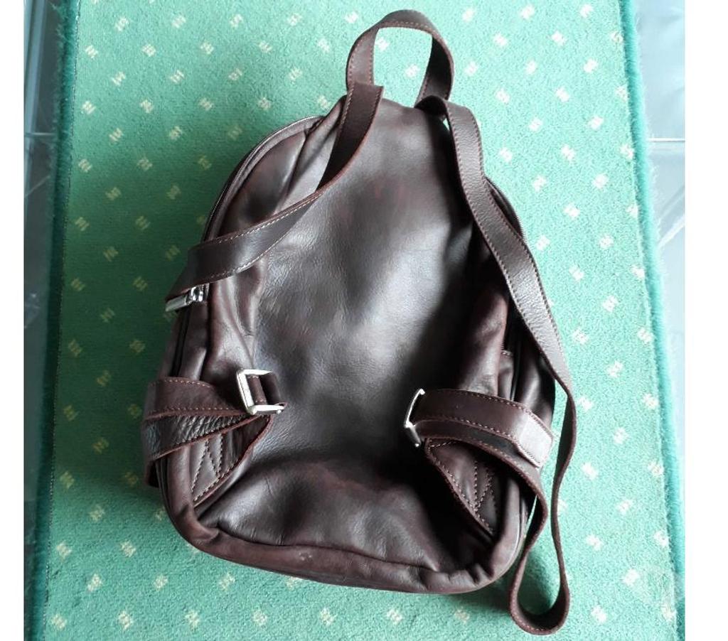 Accessoires - Bagagerie Pas-de-Calais Arques - 62510 - Photos Vivastreet Sac À Dos En Cuir « Arthur & Aston »