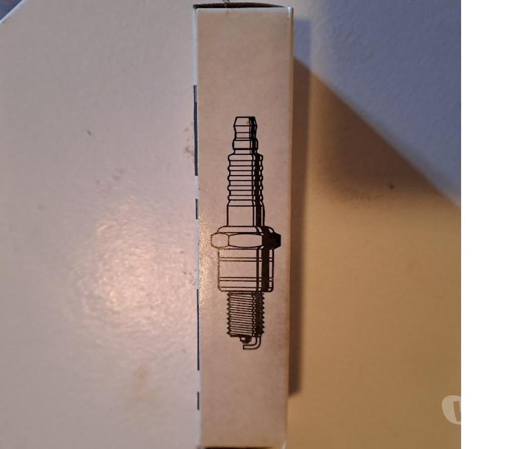 Pièces et services auto Seine-et-Marne Montceaux les Provins - 77151 - Photos Vivastreet bougie bosch automobyle