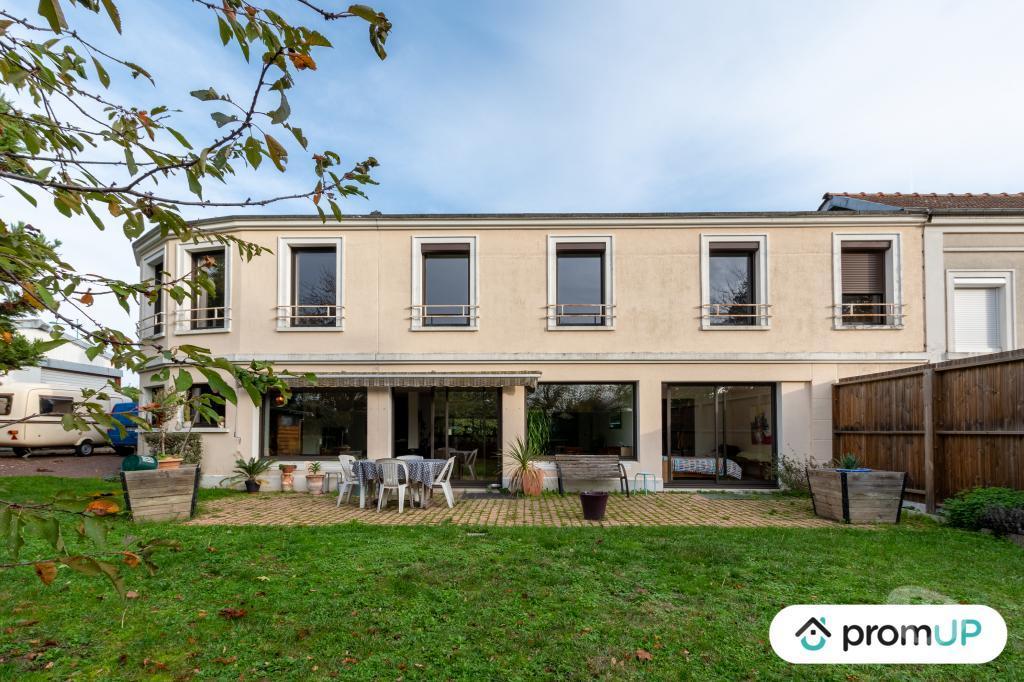 Vente Maison Eure Gravigny - 27930 - Photos Vivastreet (V4856) Belle maison 4 chambres 230 m²