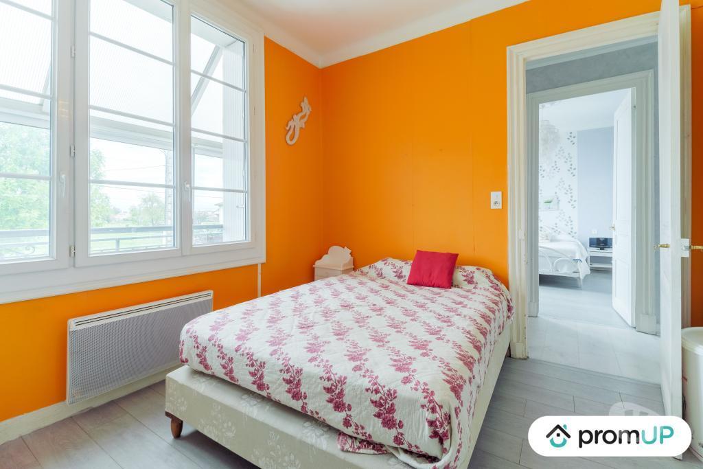 Vente Maison Loire St Romain le Puy - 42610 - Photos Vivastreet (V6641) Maison ancienne de 153 m2 à ST ROMAIN LE PUY