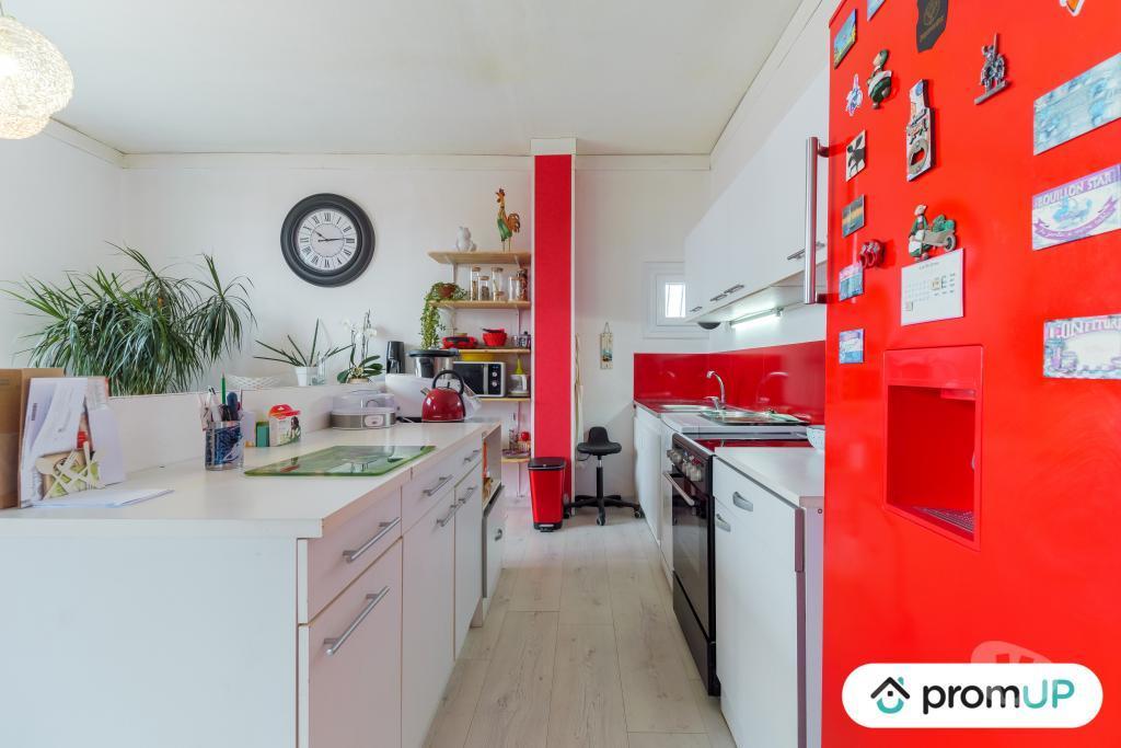 Vente Maison Loire St Romain le Puy - 42610 - Photos Vivastreet (V6641) Maison ancienne de 153 m2 à ST ROMAIN LE PUY