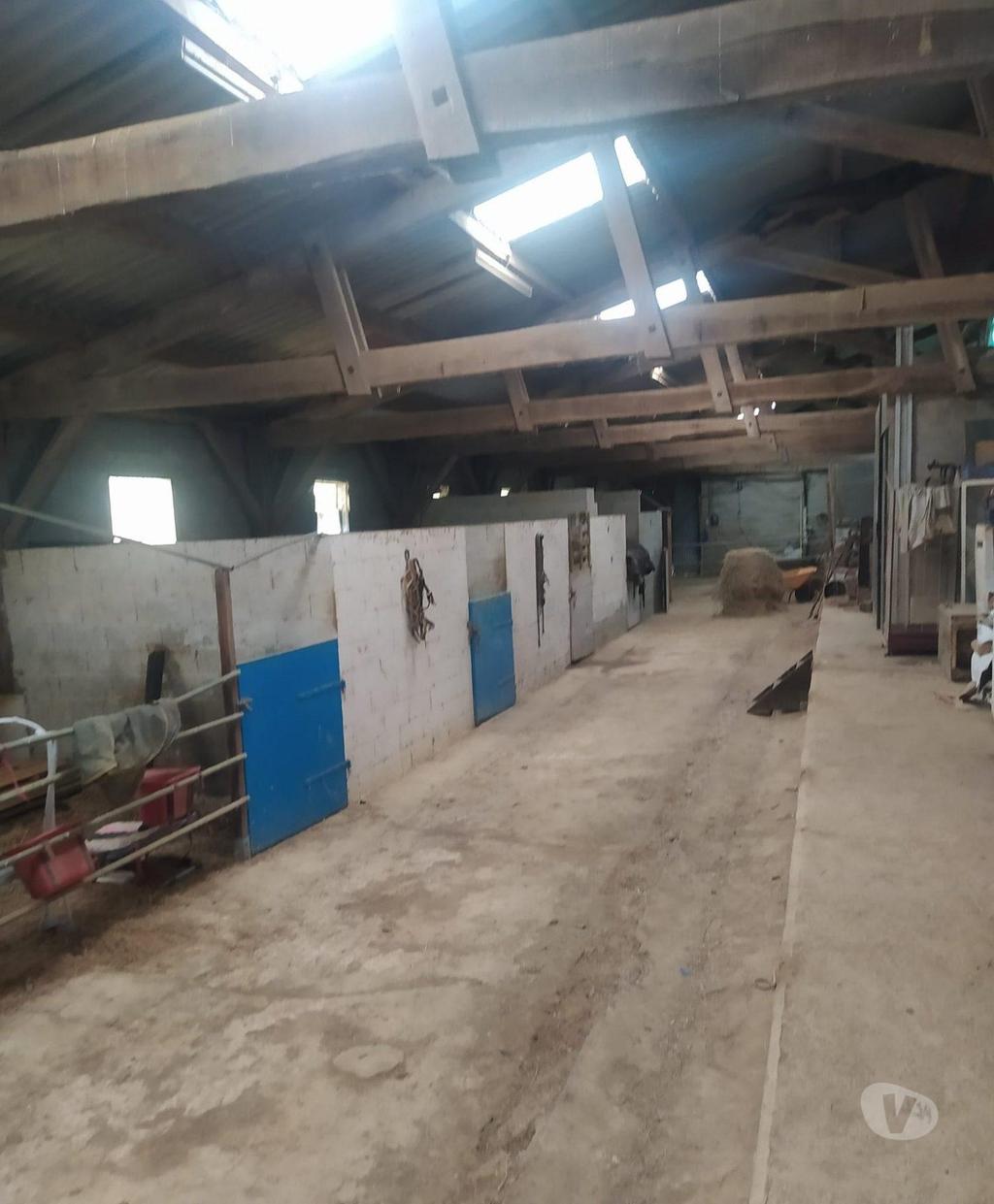 Vente Maison Gers Demu - 32190 - Photos Vivastreet Hangar sur plus de 26hectares