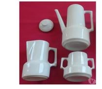 Pot à lait, cafetière et sucrier céramique de qualité