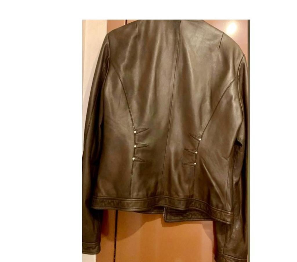 Vêtements occasion Val-de-Marne Villejuif - 94800 - Photos Vivastreet Veste-blouson en cuir(mouton) de chez black’sx giorgio