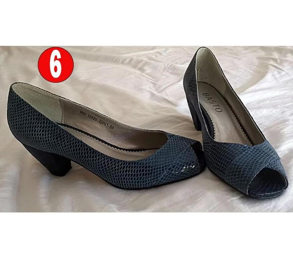Chaussures Bouches-du-Rhône Marseille - Photos Vivastreet LOT de Chaussures cuir a talon haut- femmes (neuves)