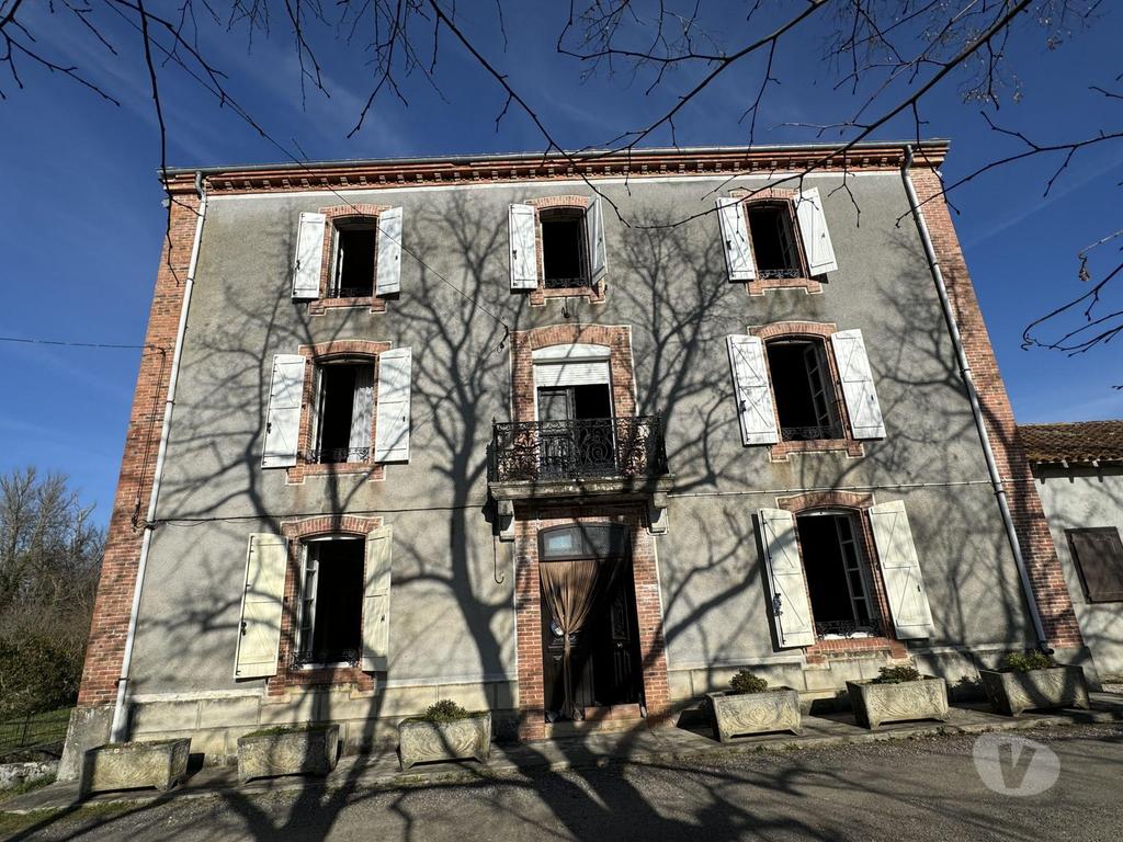 Vente Maison Haute-Garonne Boulogne sur Gesse - 31350 - Photos Vivastreet Maison de caractère avec grands dépendances