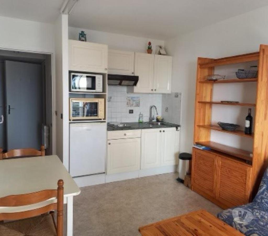 location saisonniere Gironde Arcachon - 33120 - Photos Vivastreet ARCACHON APPARTEMENT T2 TRES BELLE VUE MER BORD DE MER