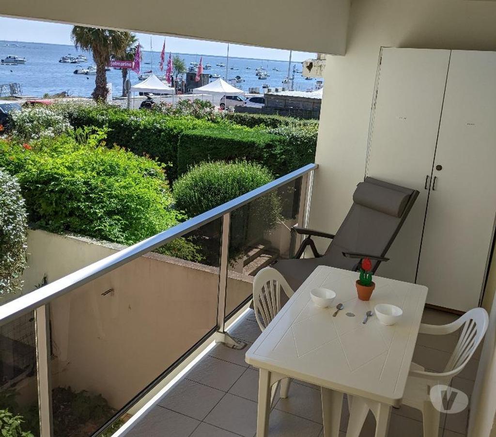 location saisonniere Gironde Arcachon - 33120 - Photos Vivastreet ARCACHON APPARTEMENT T2 TRES BELLE VUE MER BORD DE MER
