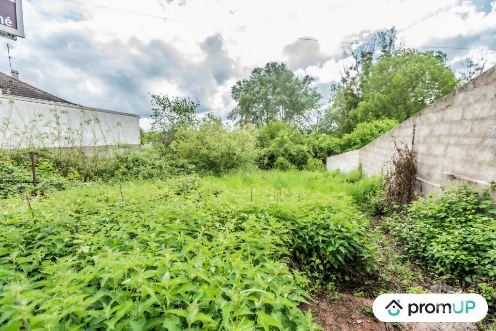 Terrain à vendre Loiret Gien - Photos Vivastreet (V5884) Terrain constructible de 798 m2 à Gien
