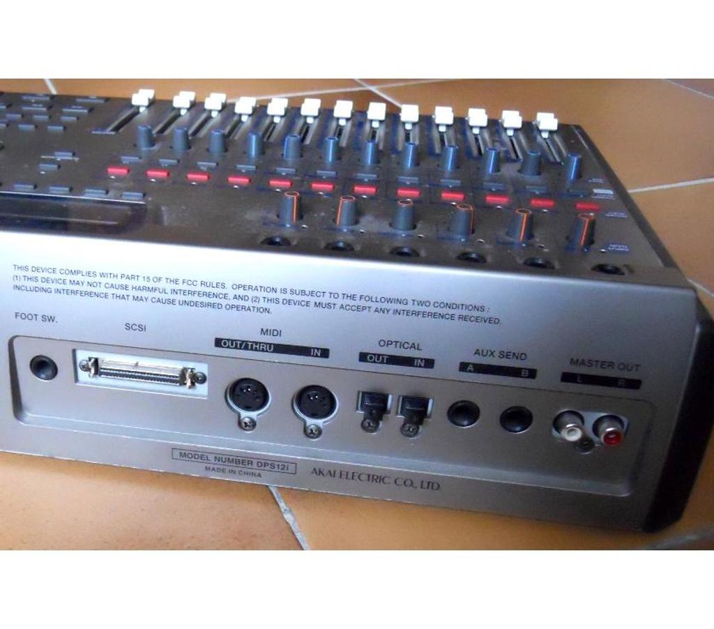 Photo - Video - Son Bas-Rhin Mommenheim - 67670 - Photos Vivastreet AKAI DSP 12i - enregistreur 12 pistes-HD+effets