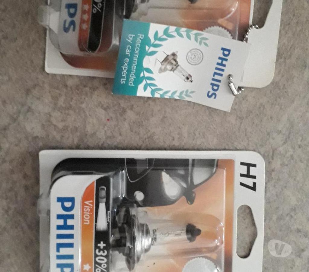 Pièces et services auto Rhône Belleville - 69220 - Photos Vivastreet Ampoules philips H7 vision plus 30% neuve