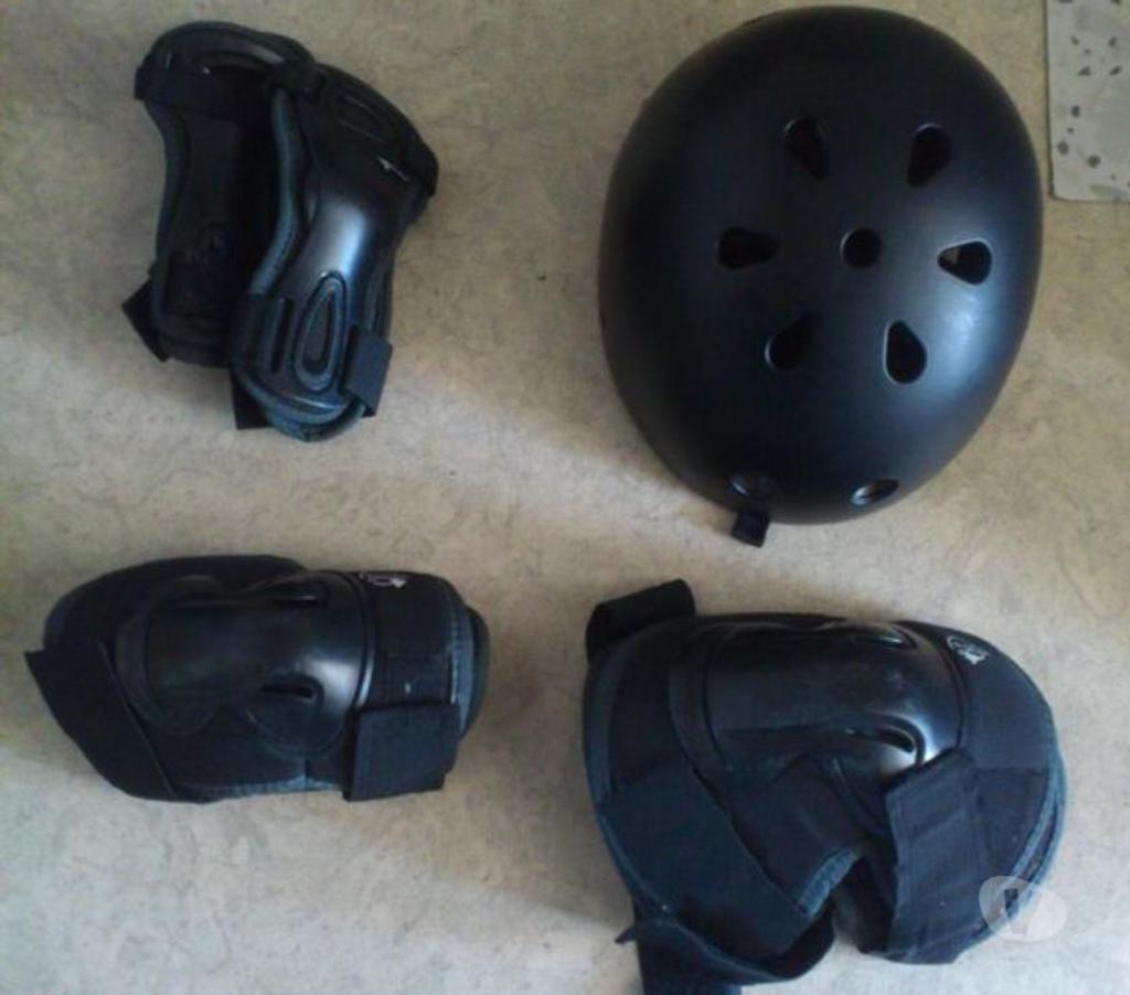 Matériel de sport Rhône Belleville - 69220 - Photos Vivastreet Rollerblade modèle "Astro 6.0 Biodynamic" Taille 43