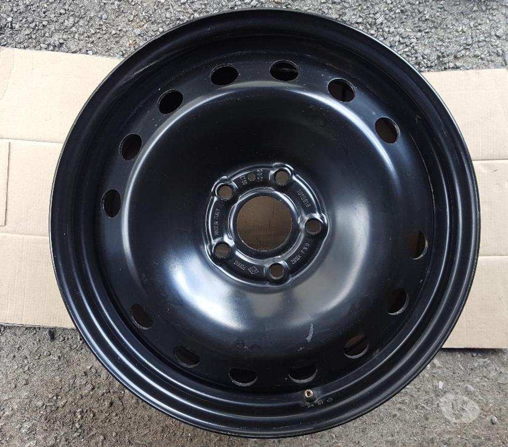 Pièces et services auto Rhône Belleville - 69220 - Photos Vivastreet 2 jantes tôle 5 trous 16 pouces entraxe 50