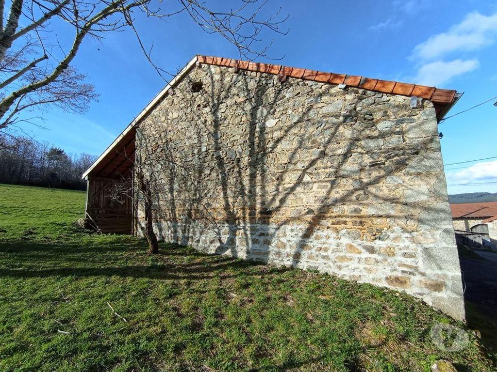 Vente Maison Allier Ferrieres sur Sichon - 03250 - Photos Vivastreet Maison de campagne et sa grande grange !!