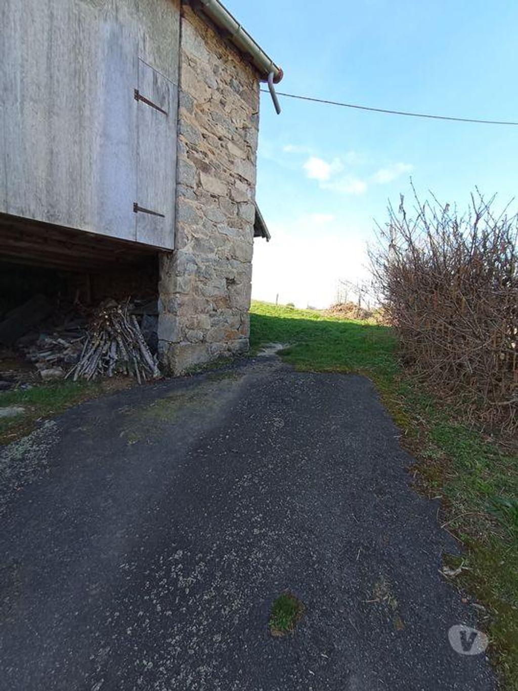 Vente Maison Allier Ferrieres sur Sichon - 03250 - Photos Vivastreet Maison de campagne et sa grande grange !!