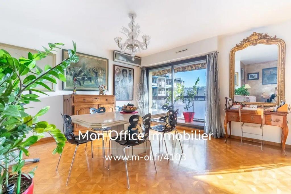 Appartements à vendre Bouches-du-Rhône Marseille - Photos Vivastreet (4103-ASA.) Référence : 4103-ASA. - Viager Occupé Mr 78 ans...