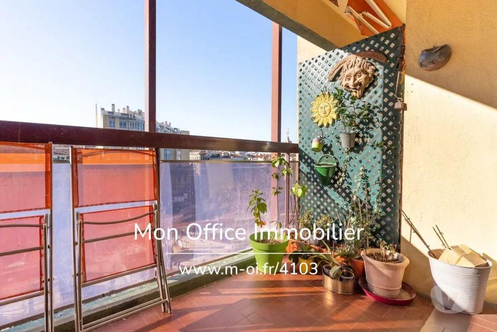 Appartements à vendre Bouches-du-Rhône Marseille - Photos Vivastreet (4103-ASA.) Référence : 4103-ASA. - Viager Occupé Mr 78 ans...