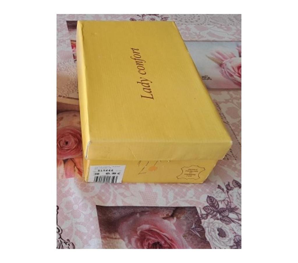 Chaussures Moselle Hauconcourt - 57280 - Photos Vivastreet Chaussure Noire Taille 39 noire mode accessoires TV cosplay