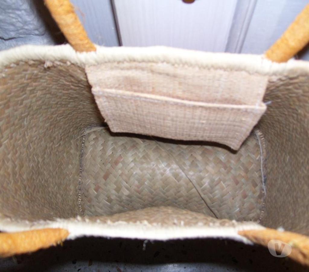 Accessoires - Bagagerie Oise Estrees St Denis - 60190 - Photos Vivastreet Panier sac en raphia couleur orangé clair