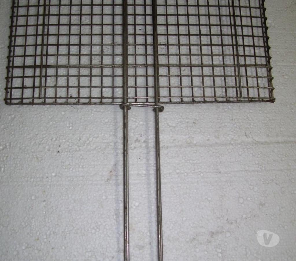 Ameublement & art de la table Oise Estrees St Denis - 60190 - Photos Vivastreet Grille Barbecue Longueur 37 cm Largeur 25 cm